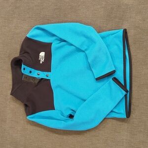 Boys North face pullover